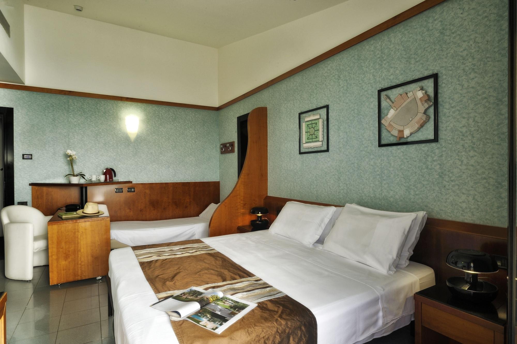 Mare Hotel Savona Bagian luar foto