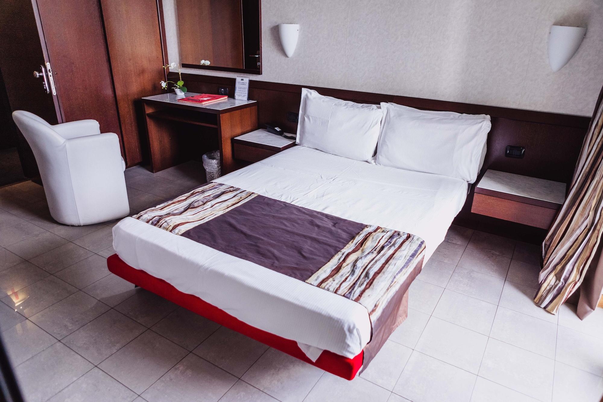 Mare Hotel Savona Bagian luar foto