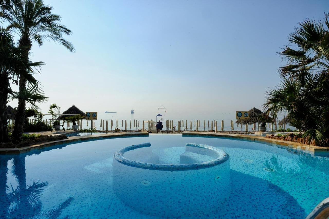 Mare Hotel Savona Bagian luar foto