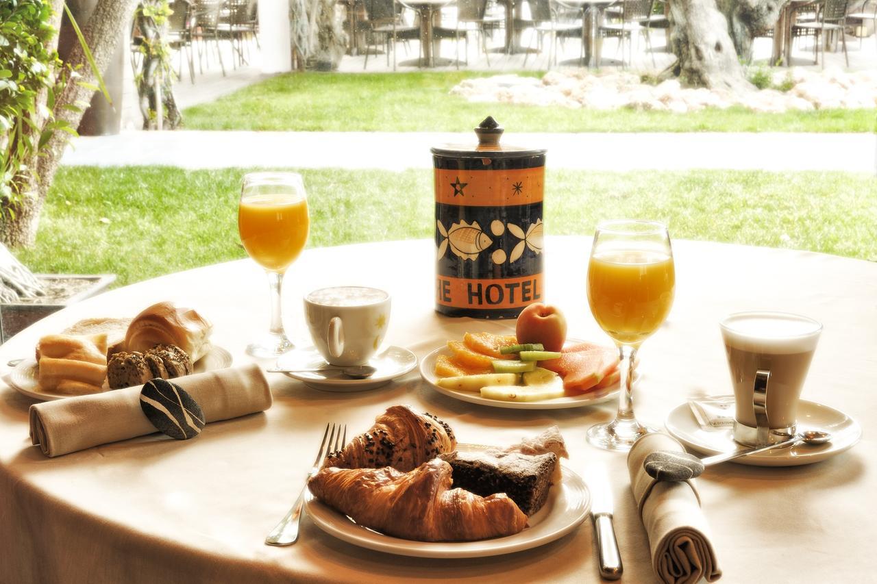 Mare Hotel Savona Bagian luar foto