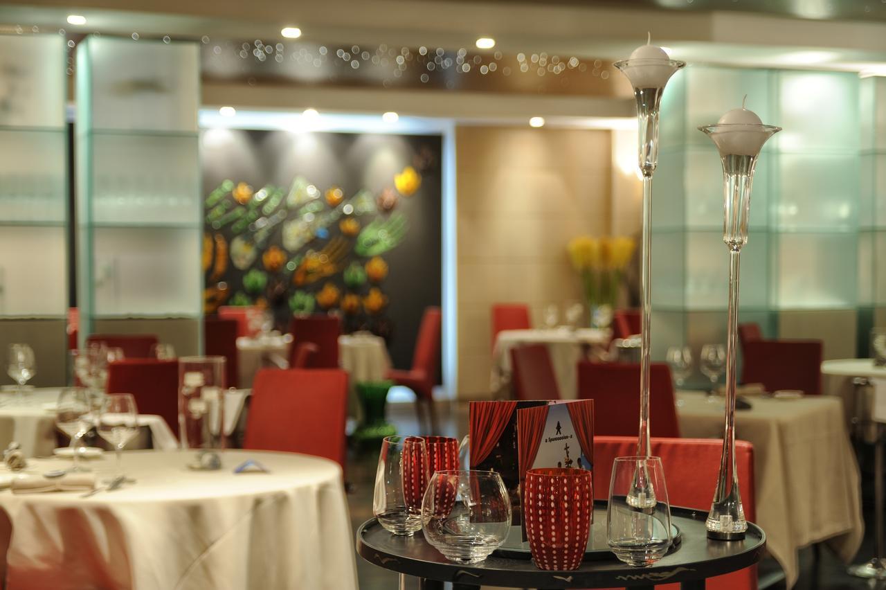 Mare Hotel Savona Bagian luar foto
