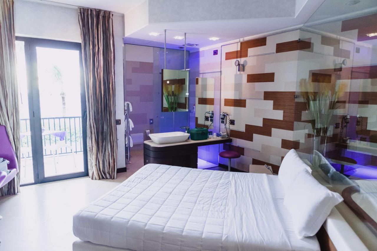 Mare Hotel Savona Bagian luar foto